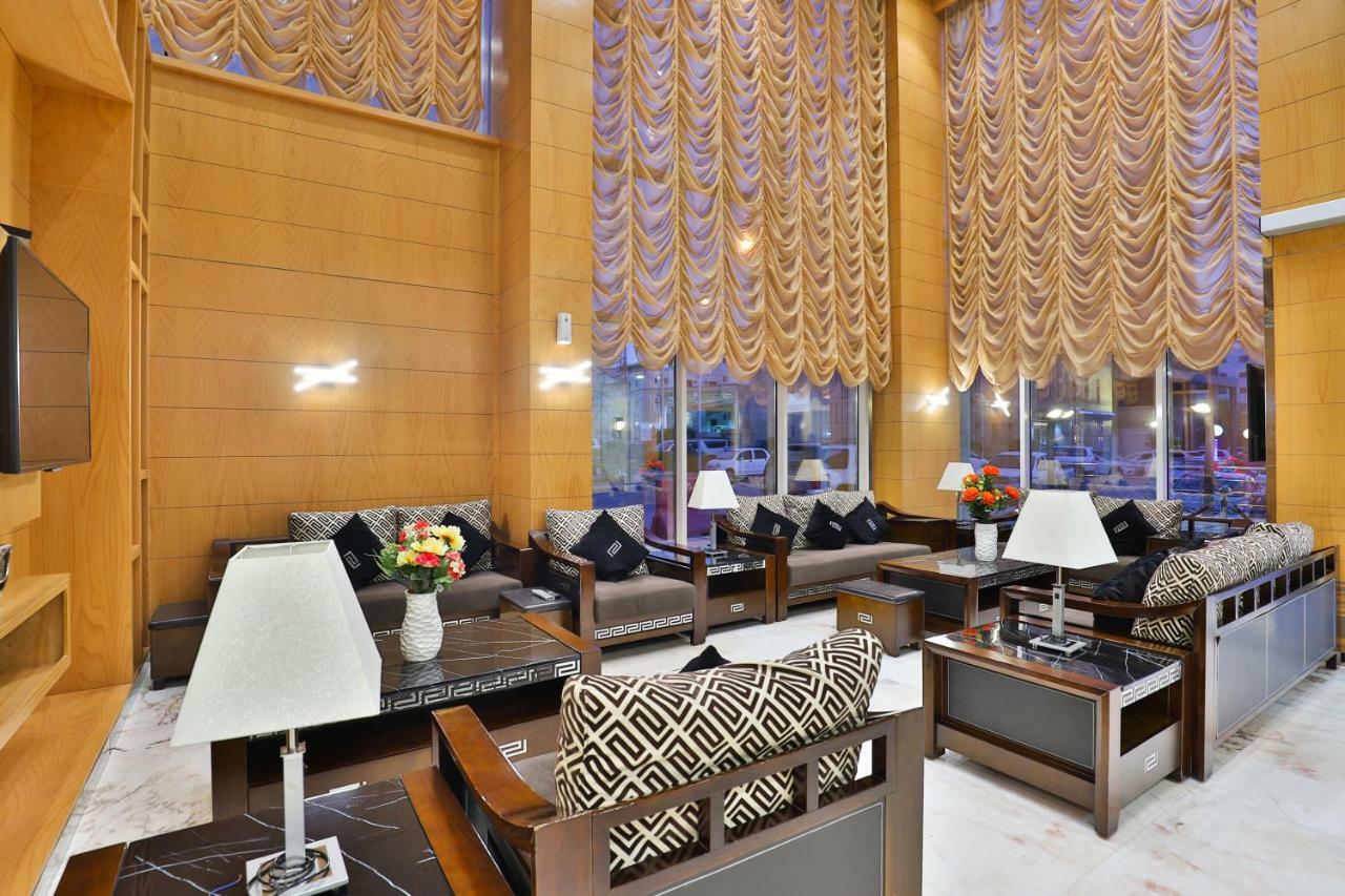 قصر اليمامة للاجنحة الفندقية-العليا Riyadh Ngoại thất bức ảnh